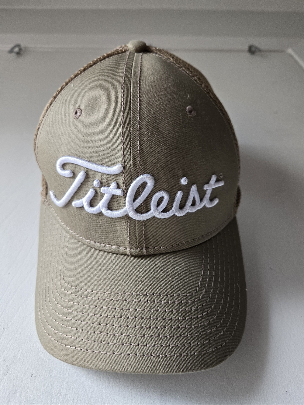 Titleist FJ Pro V1 Fitted Baseball Golf Cap